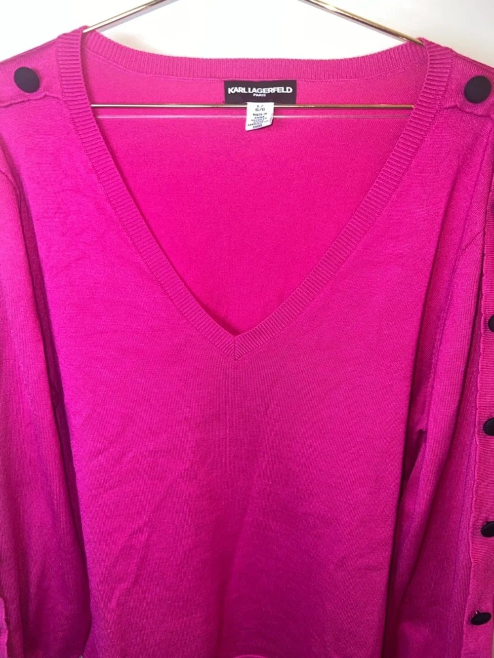 Karl Lagerfeld Paris Pink V Neck Sweater Button Sleeve Women’s‎ Large - Picture 6 of 11